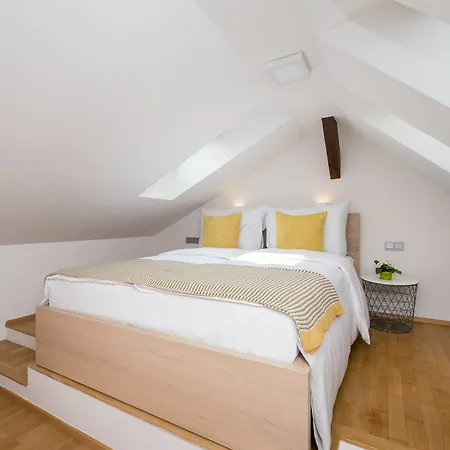 Empirent Park Apartment Prague