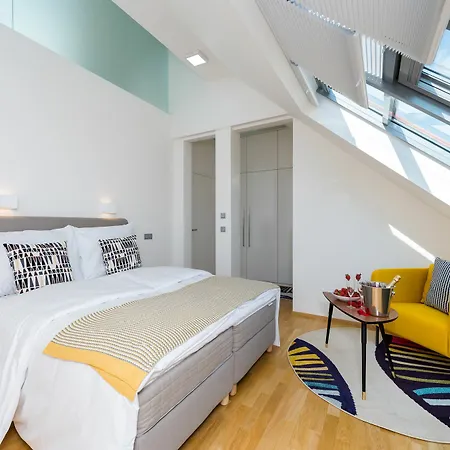 Empirent Park Apartment